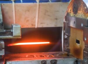 2.The heat treatment process of blades