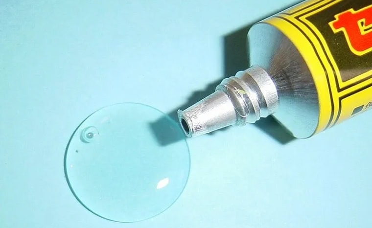 9 Must-Have Types Of Glues