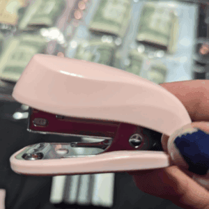 Knamoda Pink Color Mini Stapler-1