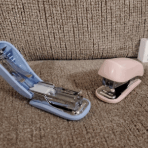Knamoda Pink Color Mini Stapler-3